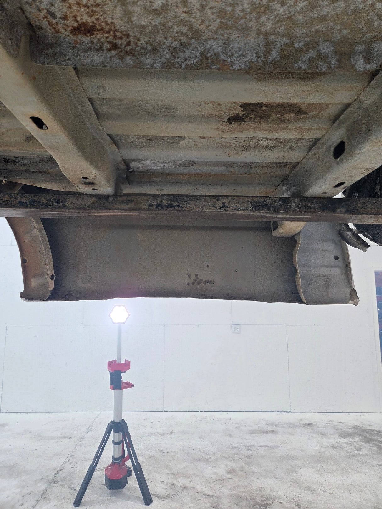 1997-2003 Ford F150 8' Long Bed - White