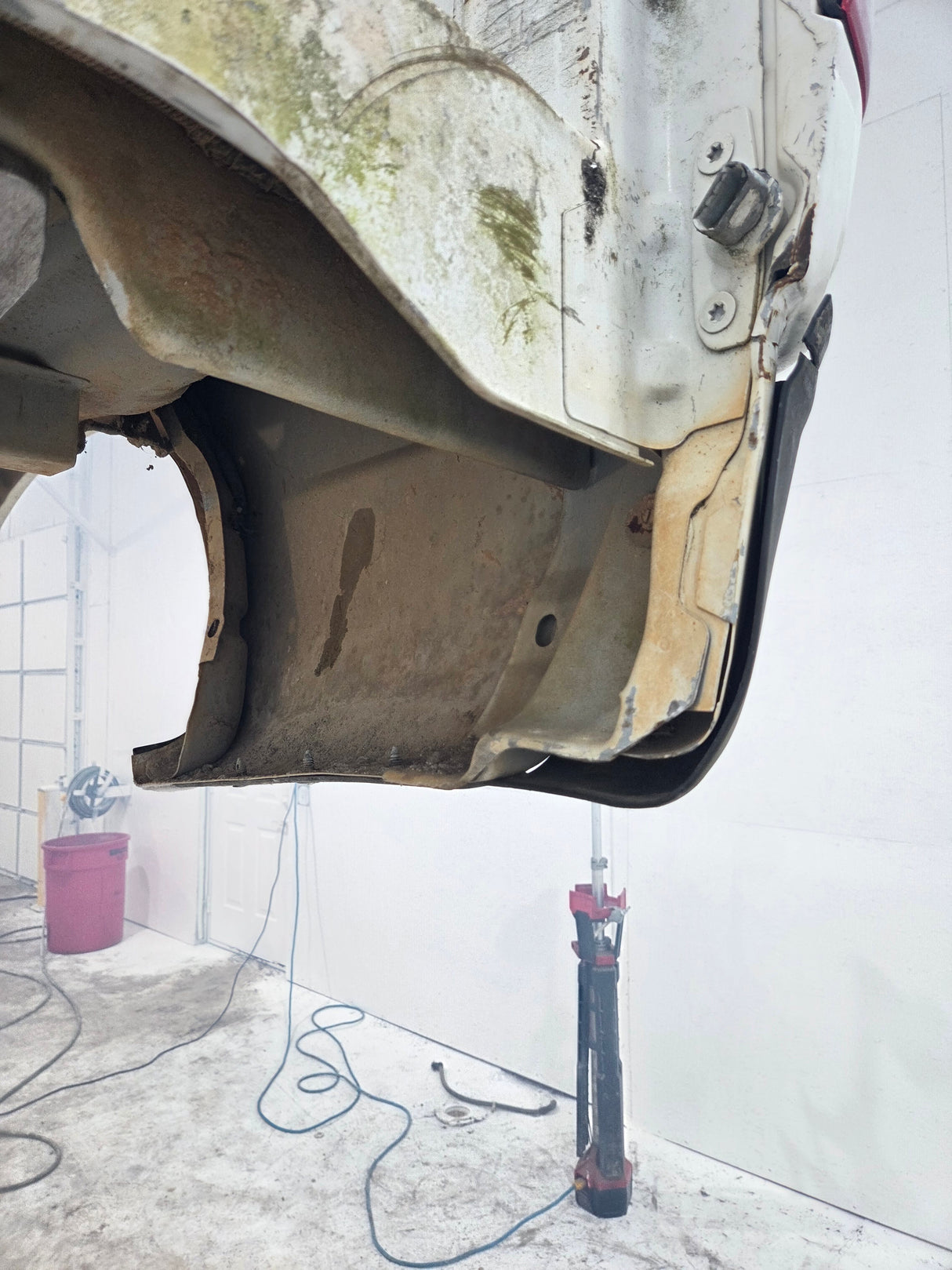 1997-2003 Ford F150 8' Long Bed - White