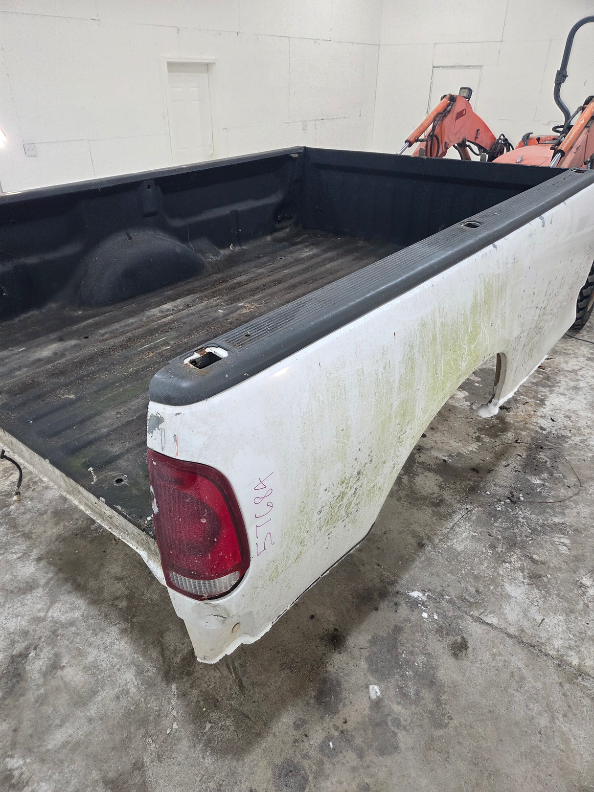1997-2003 Ford F150 8' Long Bed - White