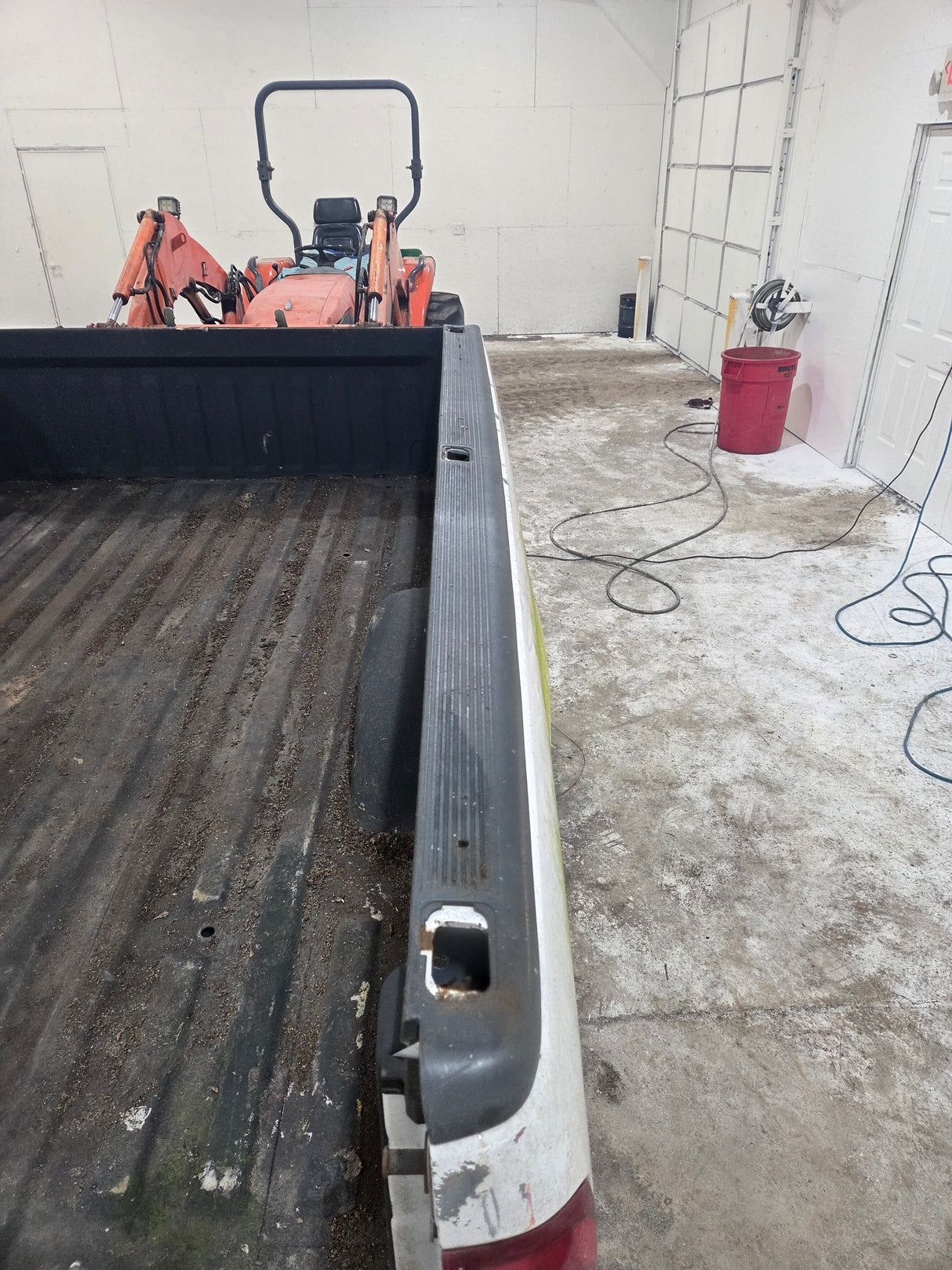 1997-2003 Ford F150 8' Long Bed - White