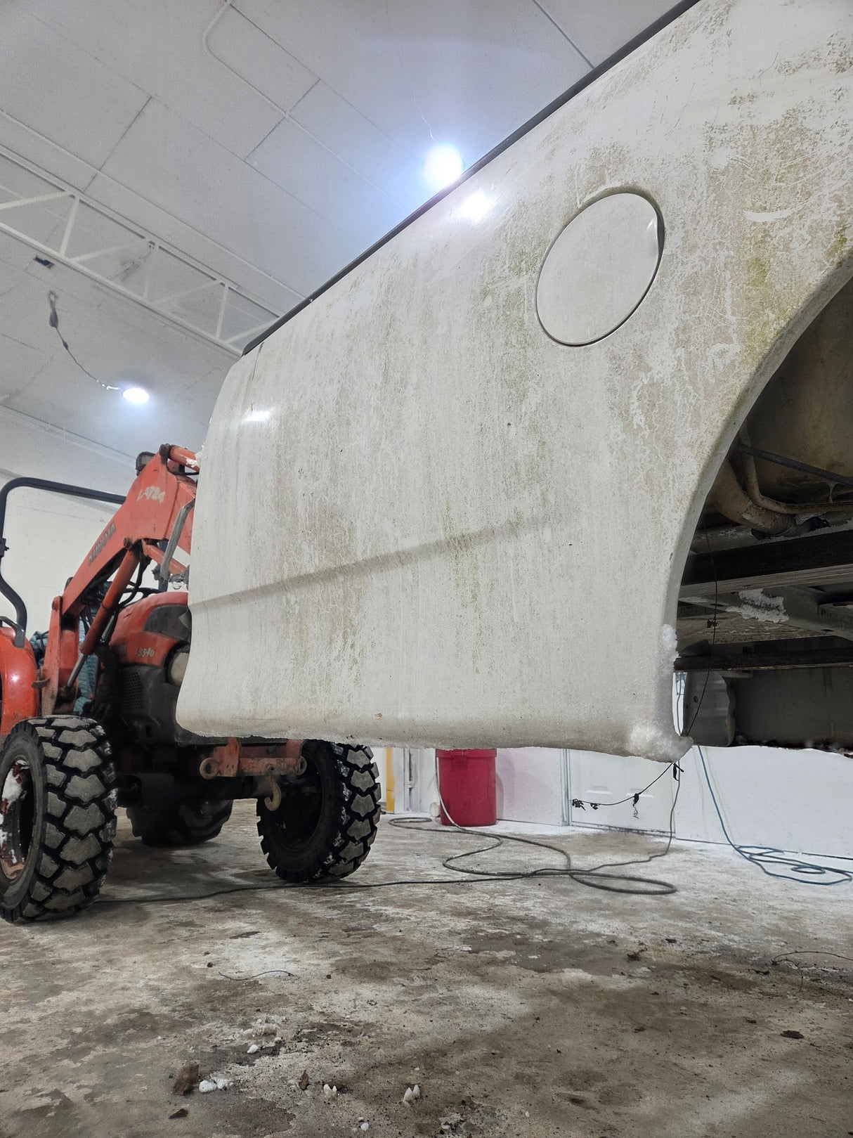 1997-2003 Ford F150 8' Long Bed - White