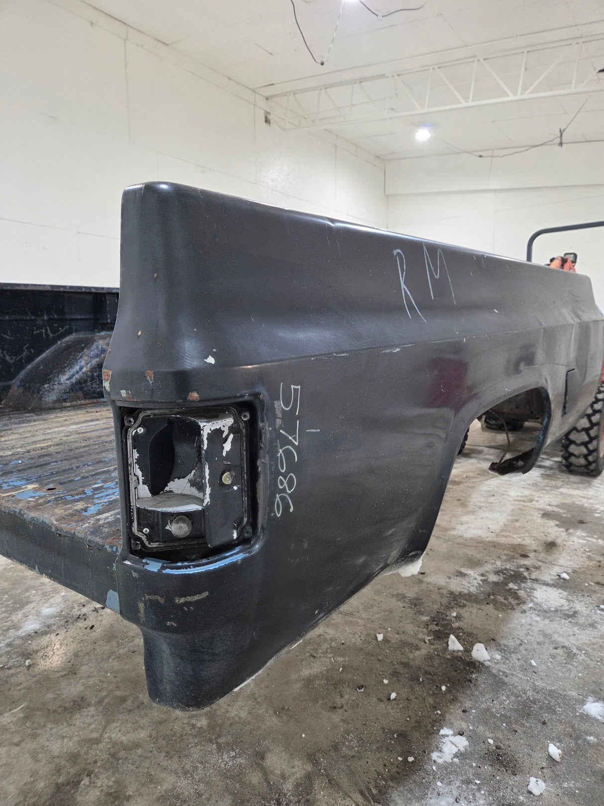 1979-1987 Chevrolet / GMC Square Body 8' Long Bed C10 C15 C20 C25 C35 K10 K15 K20 K25 K35