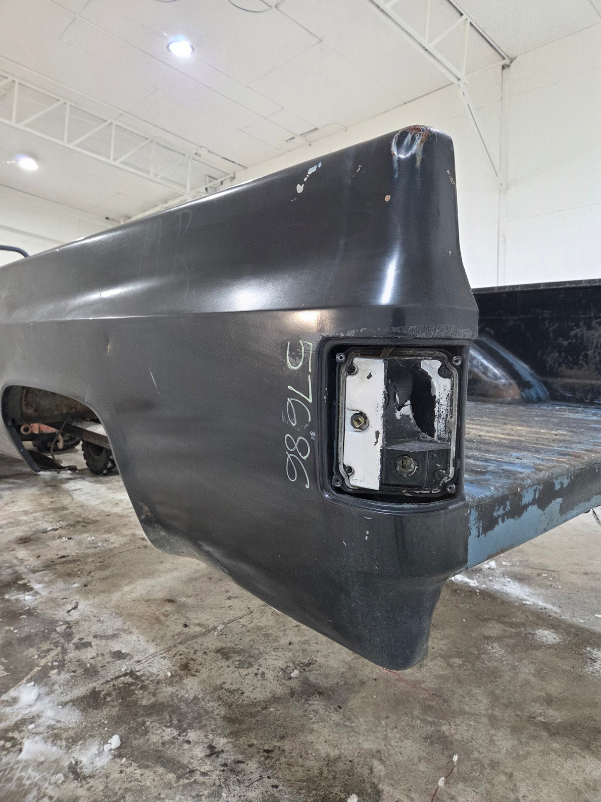 1979-1987 Chevrolet / GMC Square Body 8' Long Bed C10 C15 C20 C25 C35 K10 K15 K20 K25 K35