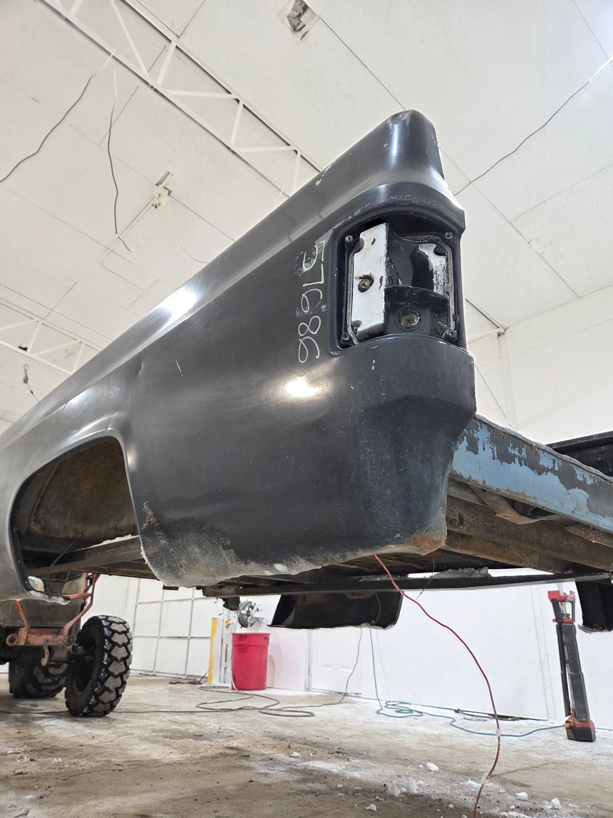 1979-1987 Chevrolet / GMC Square Body 8' Long Bed C10 C15 C20 C25 C35 K10 K15 K20 K25 K35