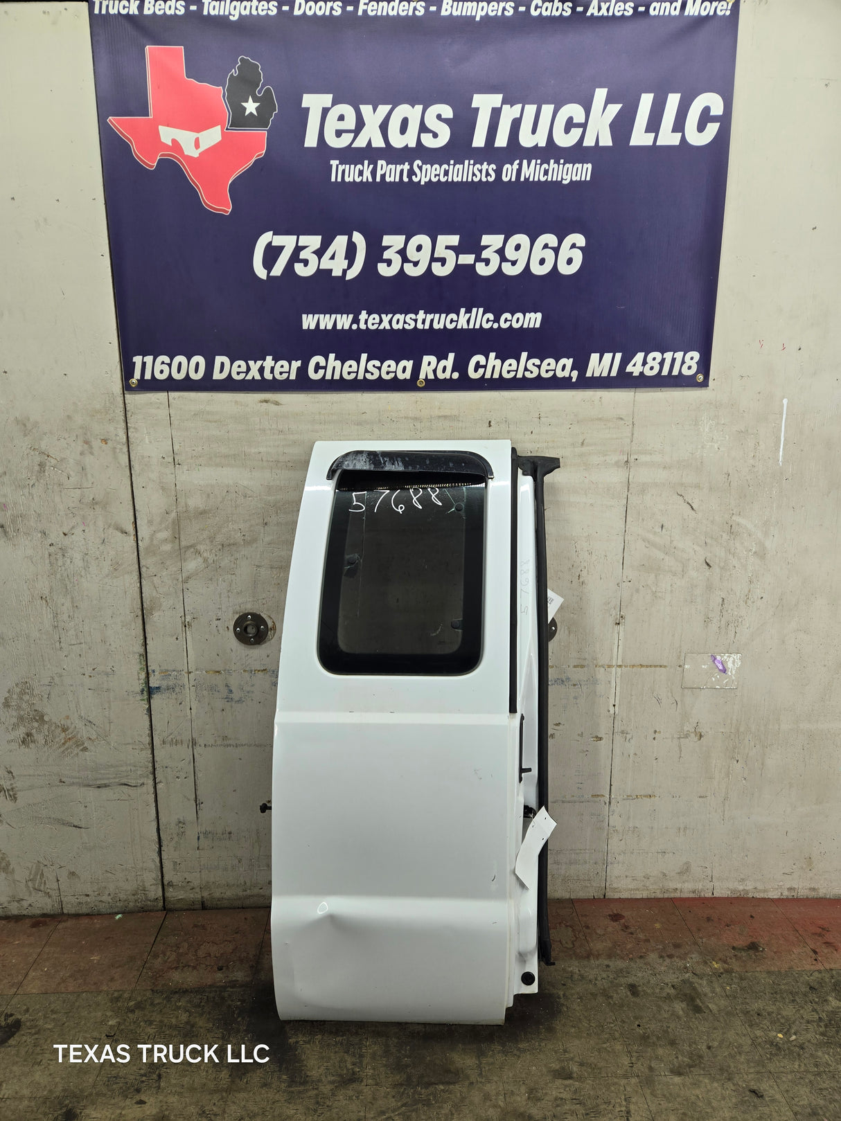 2008-2016 Ford Super Duty F250 F350 F450 F550 RH Extended Cab Passenger Side Rear Door