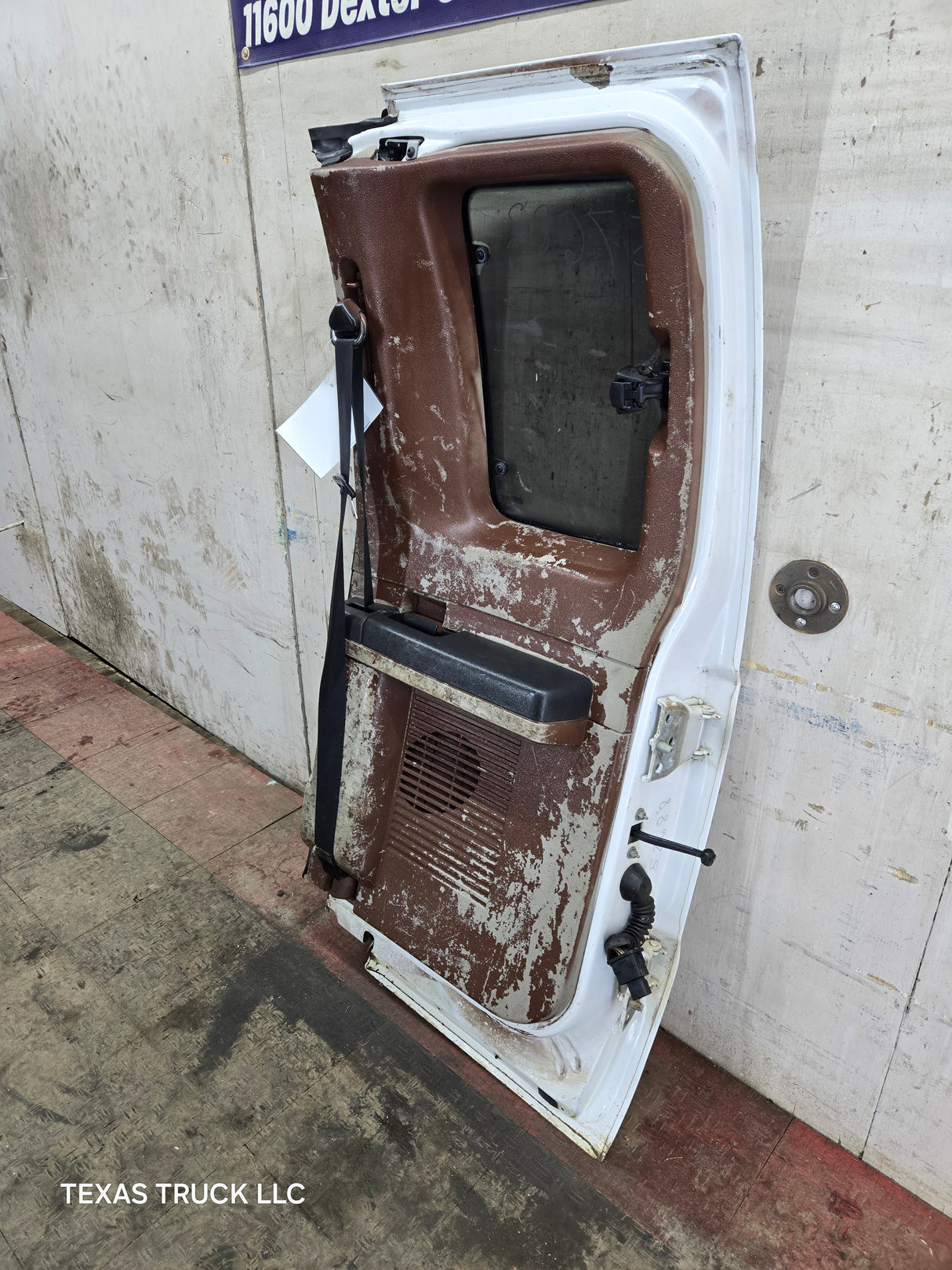 2008-2016 Ford Super Duty F250 F350 F450 F550 RH Extended Cab Passenger Side Rear Door