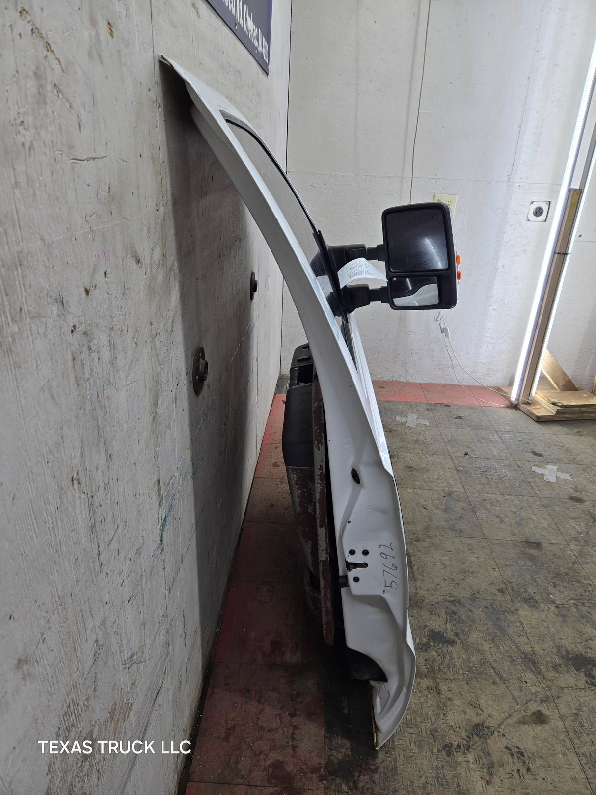 1999-2011 Ford Super Duty / Excursion Front Passenger RH Door F250 F350 F450 F550