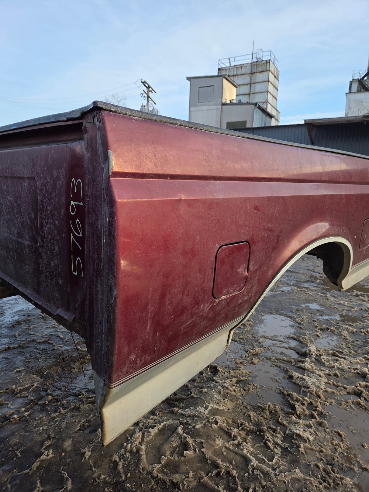 1987-1997 Ford F150 F250 F350 OBS 6' 9" Short Truck Bed