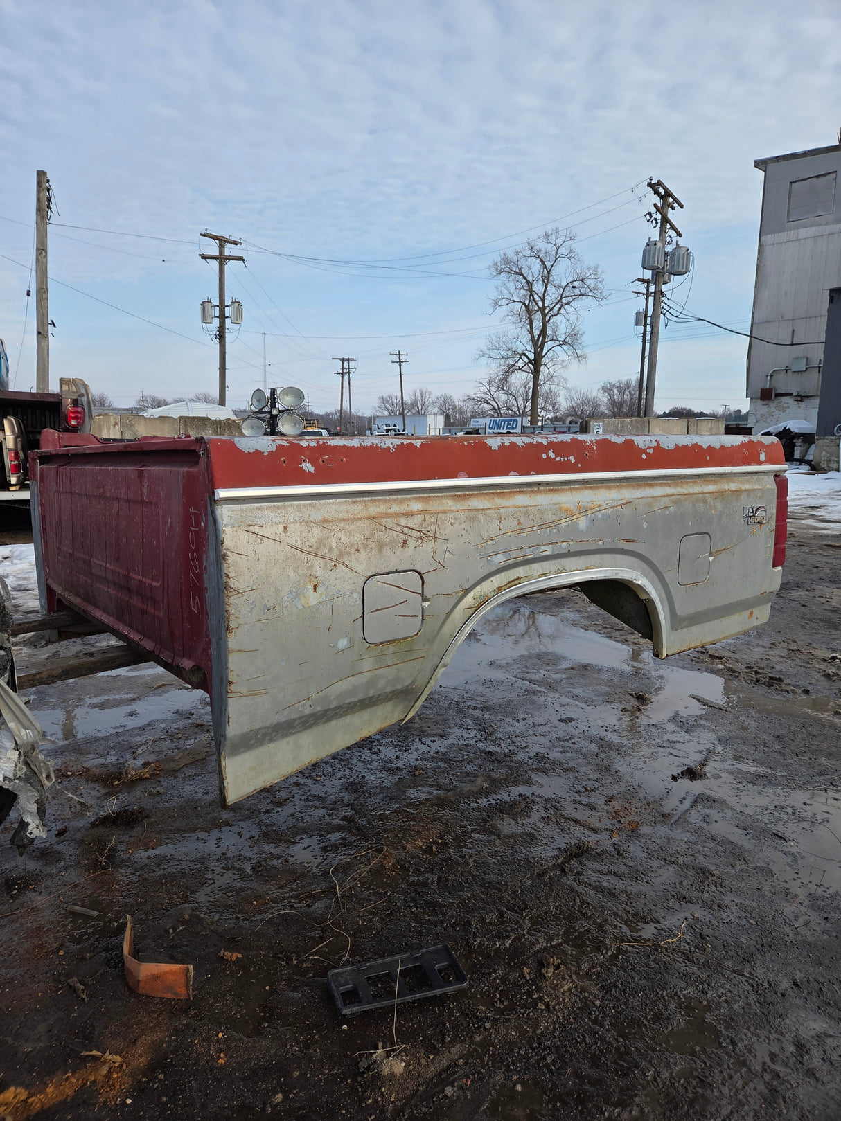1980-1986 Ford F100 F150 F250 F350 6' 9" Short Bed