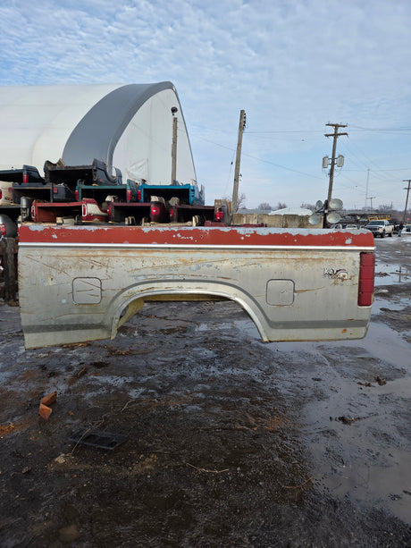 1980-1986 Ford F100 F150 F250 F350 6' 9" Short Bed