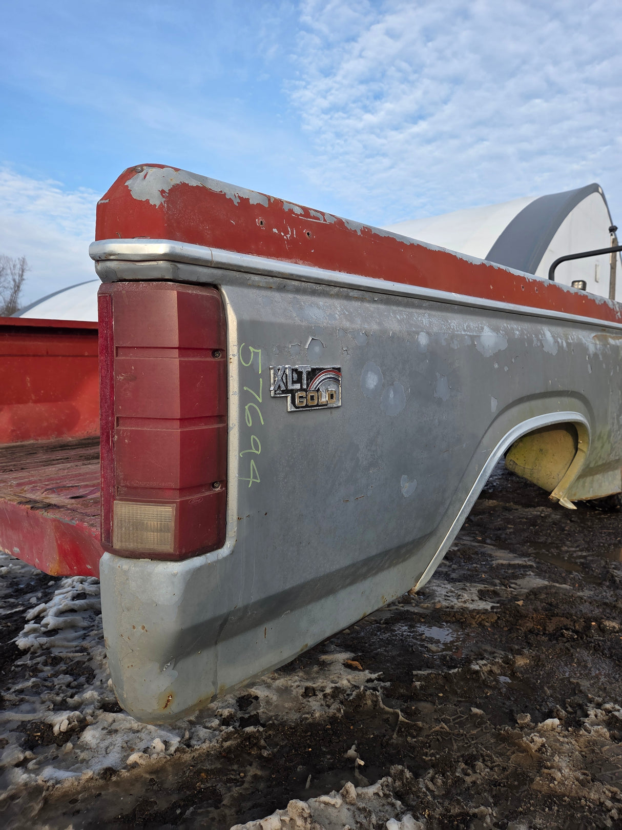 1980-1986 Ford F100 F150 F250 F350 6' 9" Short Bed