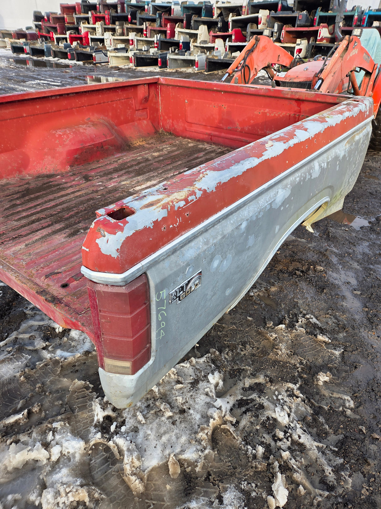 1980-1986 Ford F100 F150 F250 F350 6' 9" Short Bed