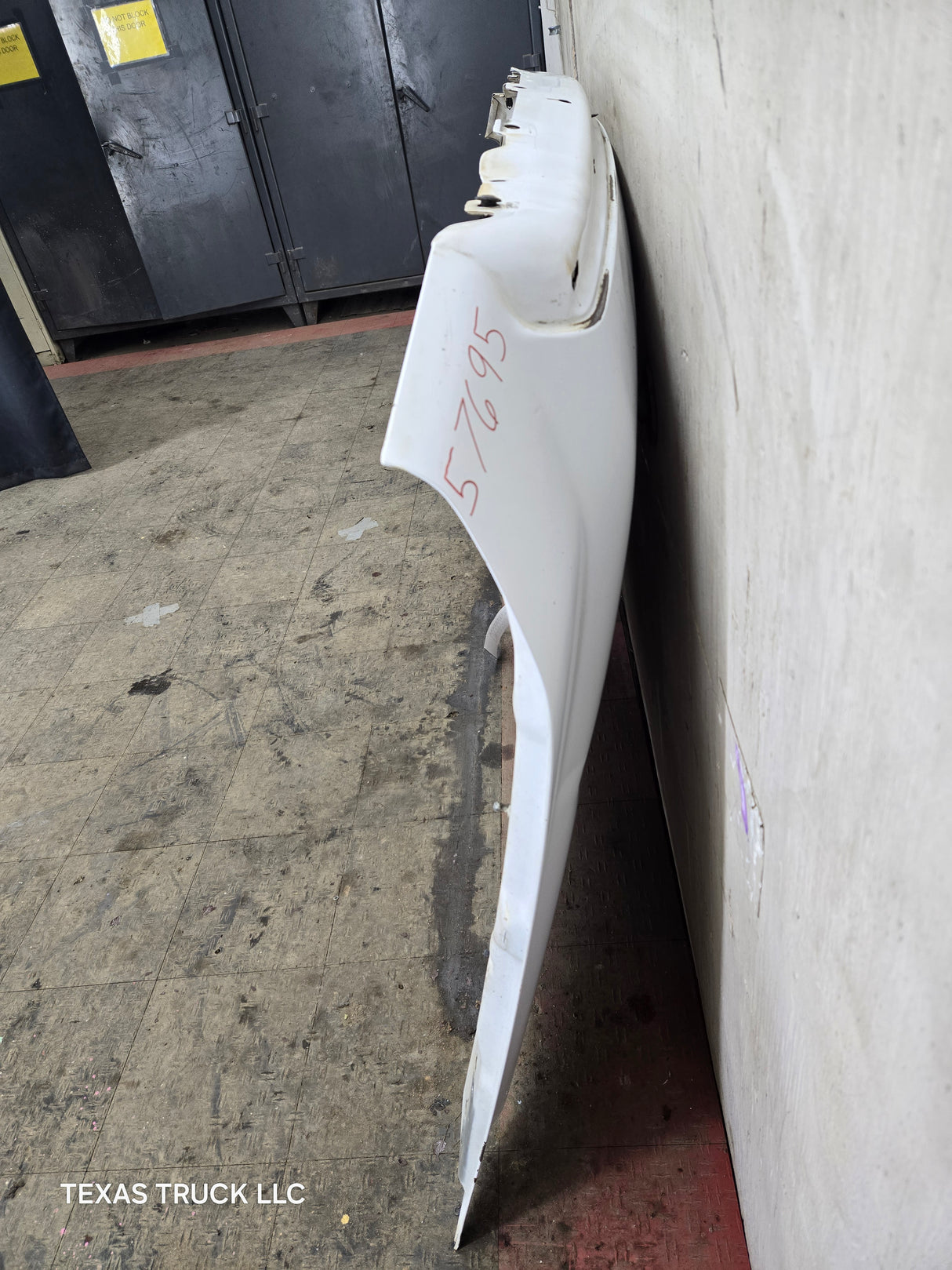 2008-2010 Ford Super Duty F250 F350 F450 F550 Hood