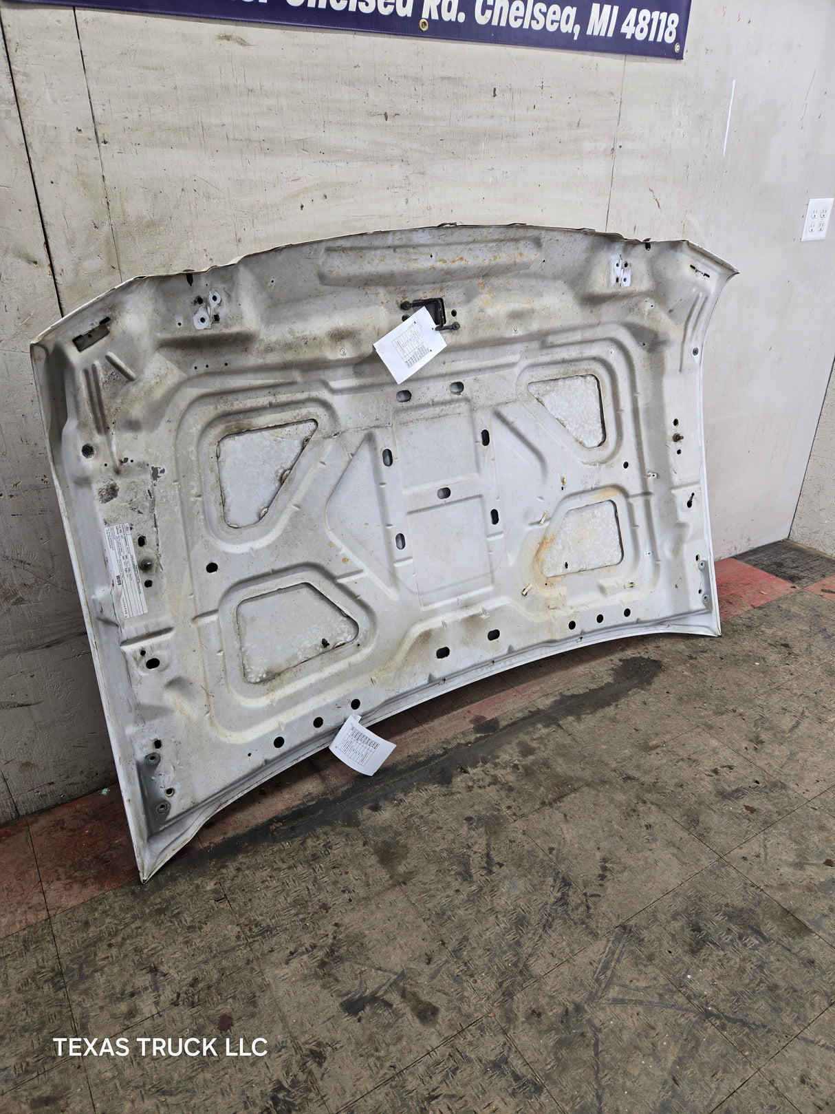 2008-2010 Ford Super Duty F250 F350 F450 F550 Hood