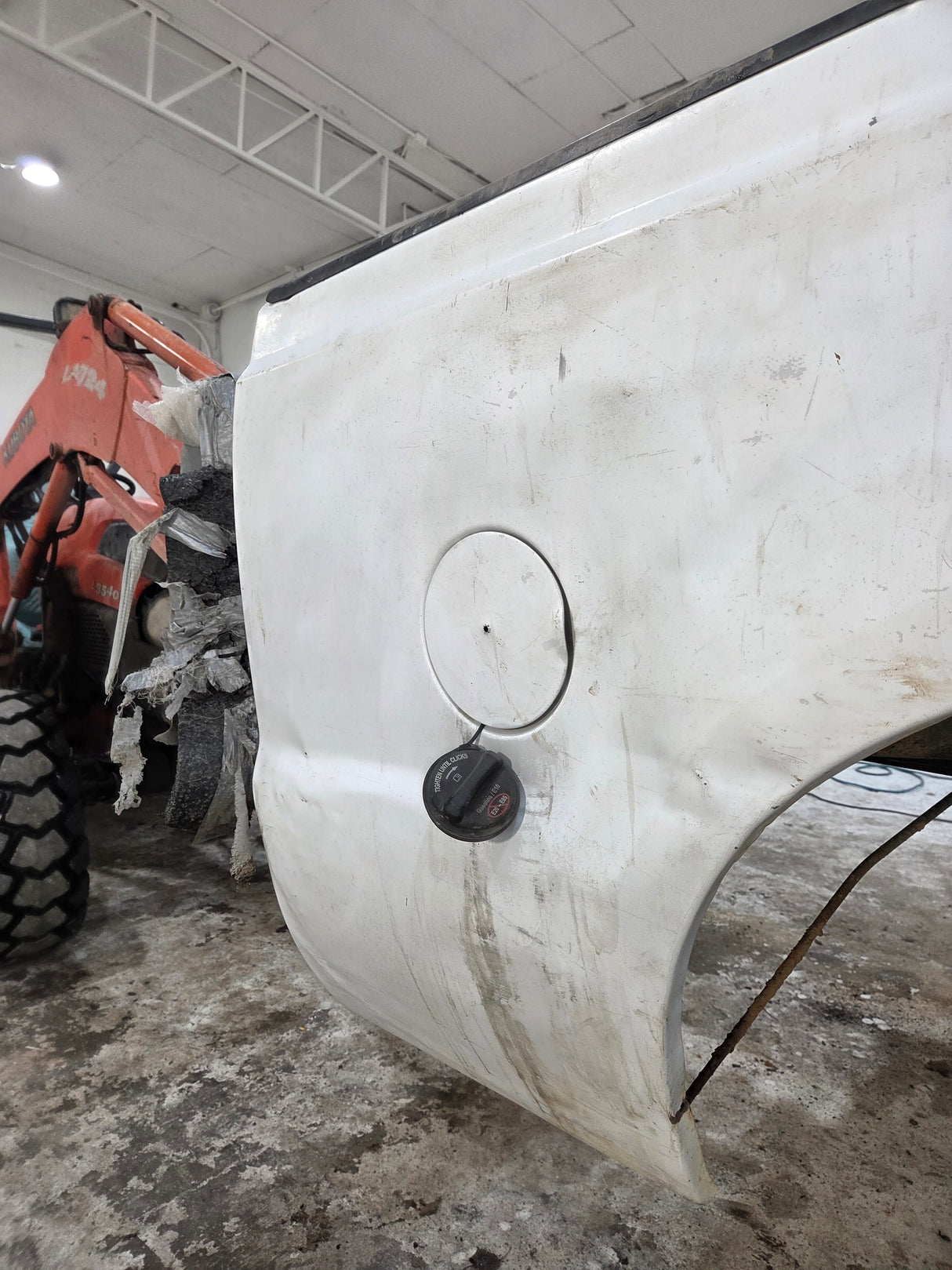 1999-2010 Ford Super Duty F250 F350 6' 9" Short Truck Bed