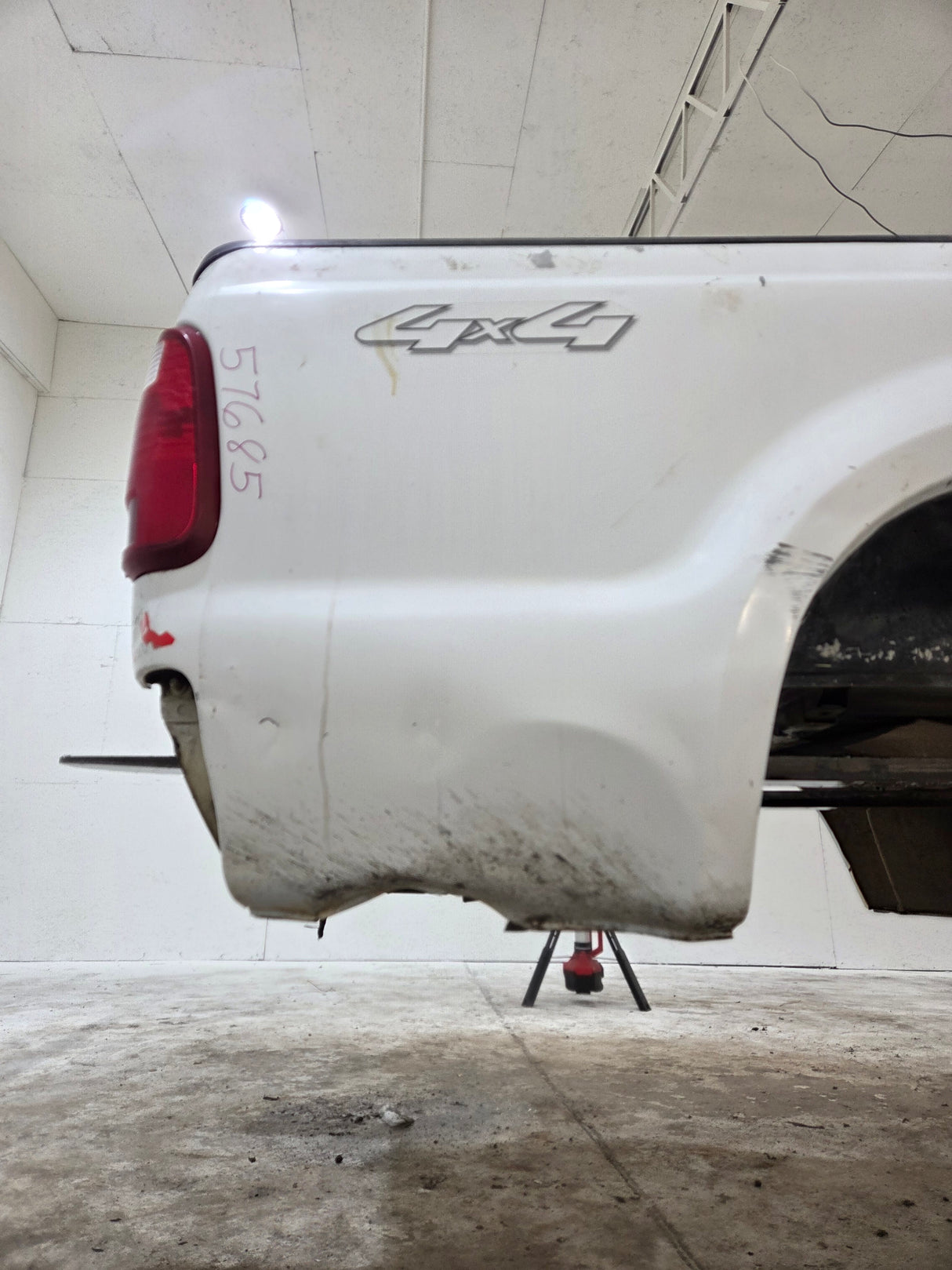 1999-2010 Ford Super Duty F250 F350 6' 9" Short Truck Bed