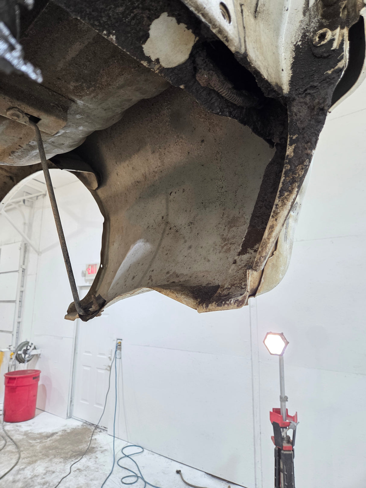 1999-2010 Ford Super Duty F250 F350 6' 9" Short Truck Bed