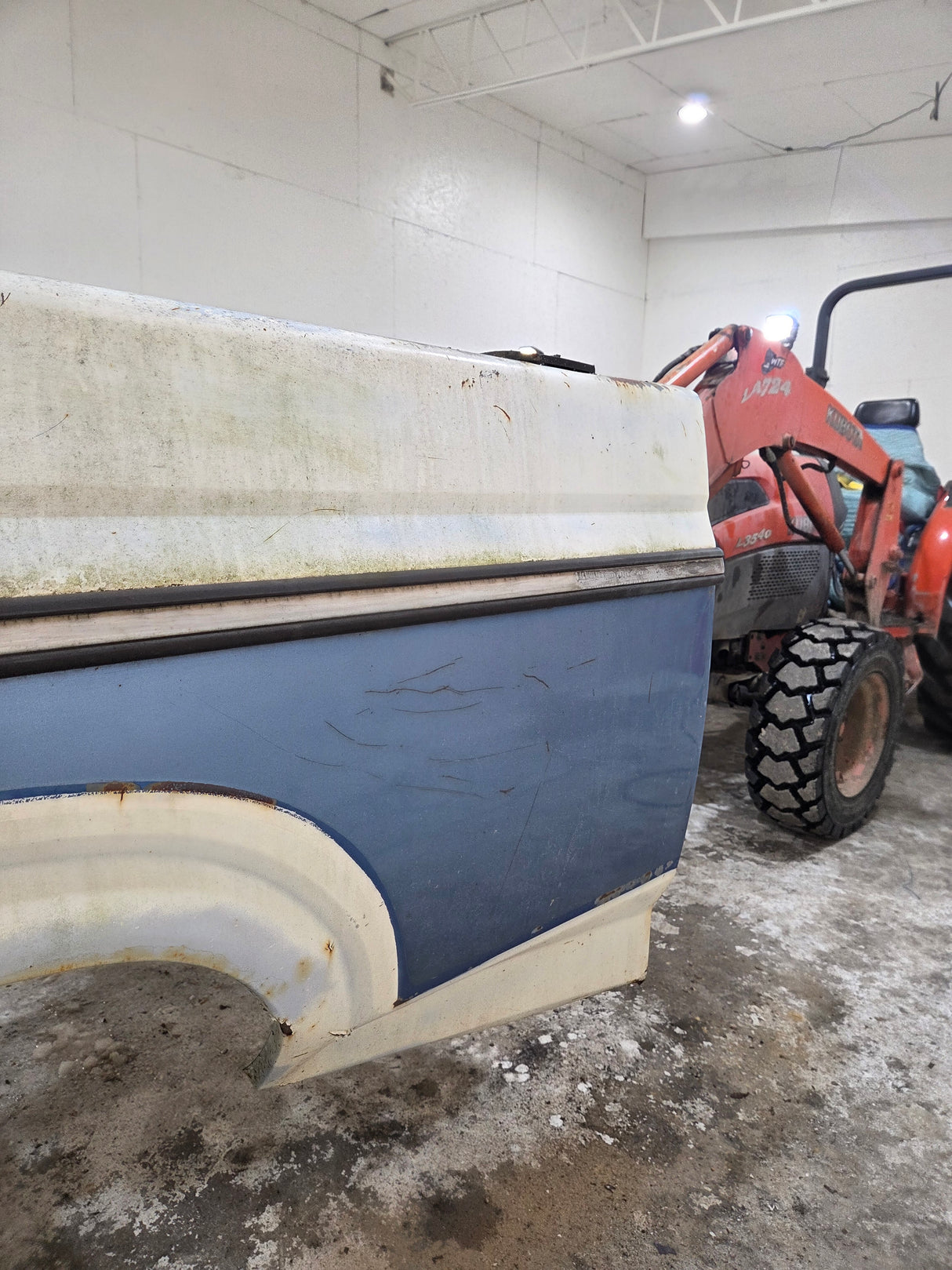 1987-1997 Ford F150 F250 F350 OBS 6' 9" Short Truck Bed