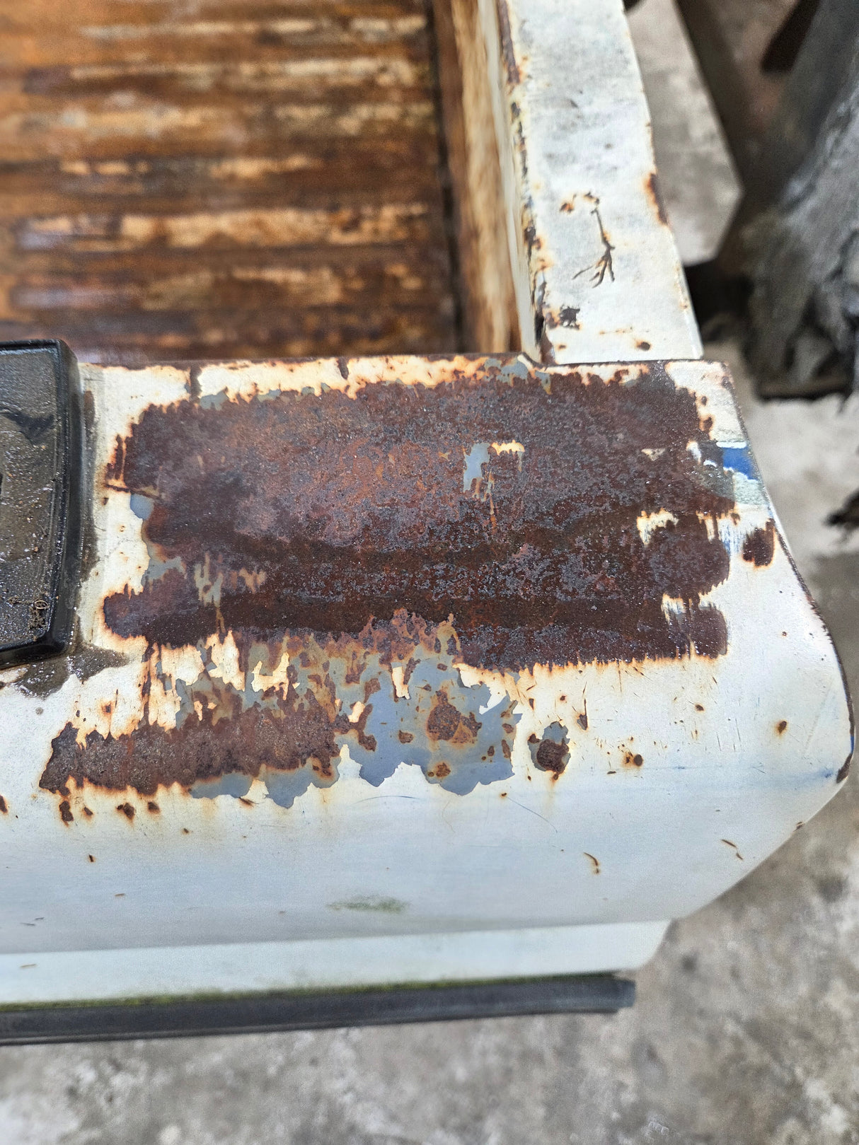 1987-1997 Ford F150 F250 F350 OBS 6' 9" Short Truck Bed