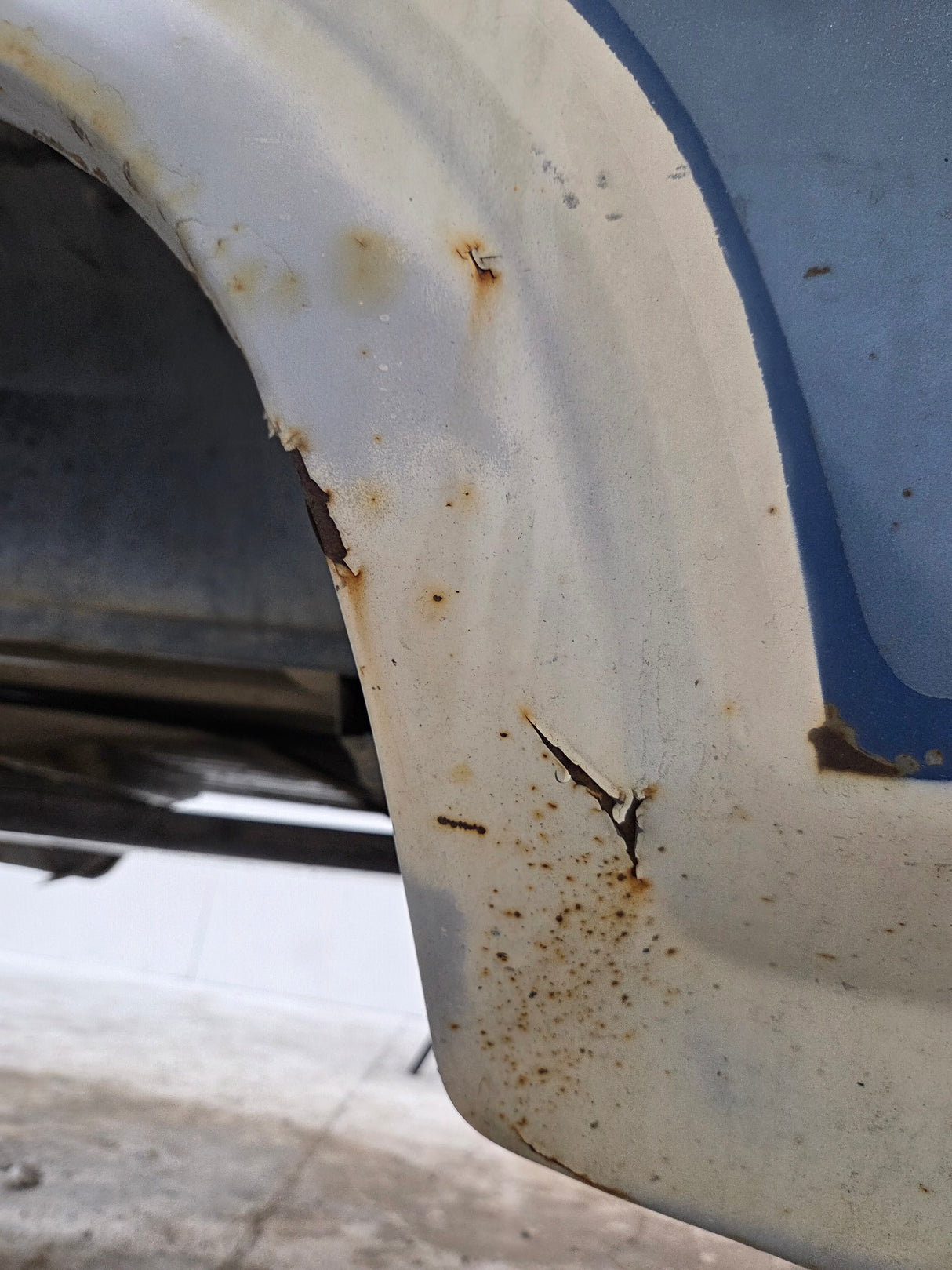 1987-1997 Ford F150 F250 F350 OBS 6' 9" Short Truck Bed