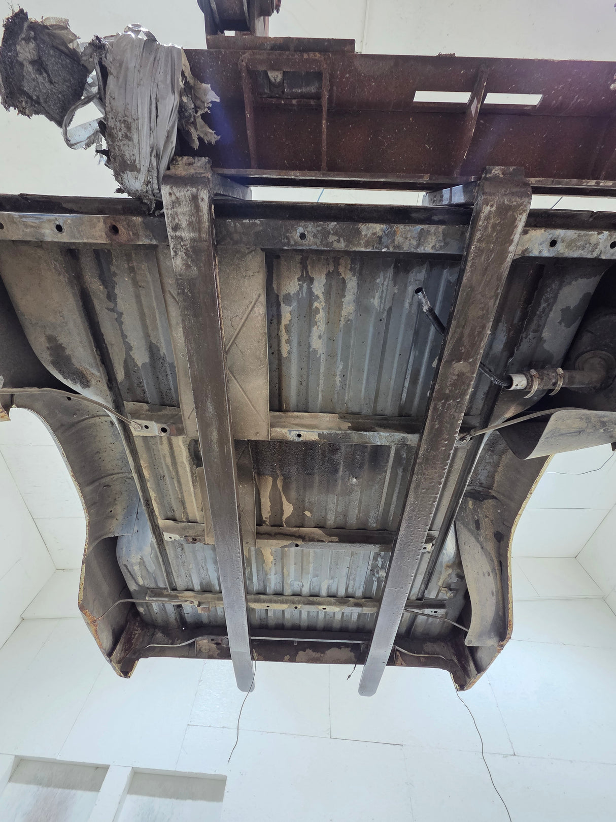 1987-1997 Ford F150 F250 F350 OBS 6' 9" Short Truck Bed