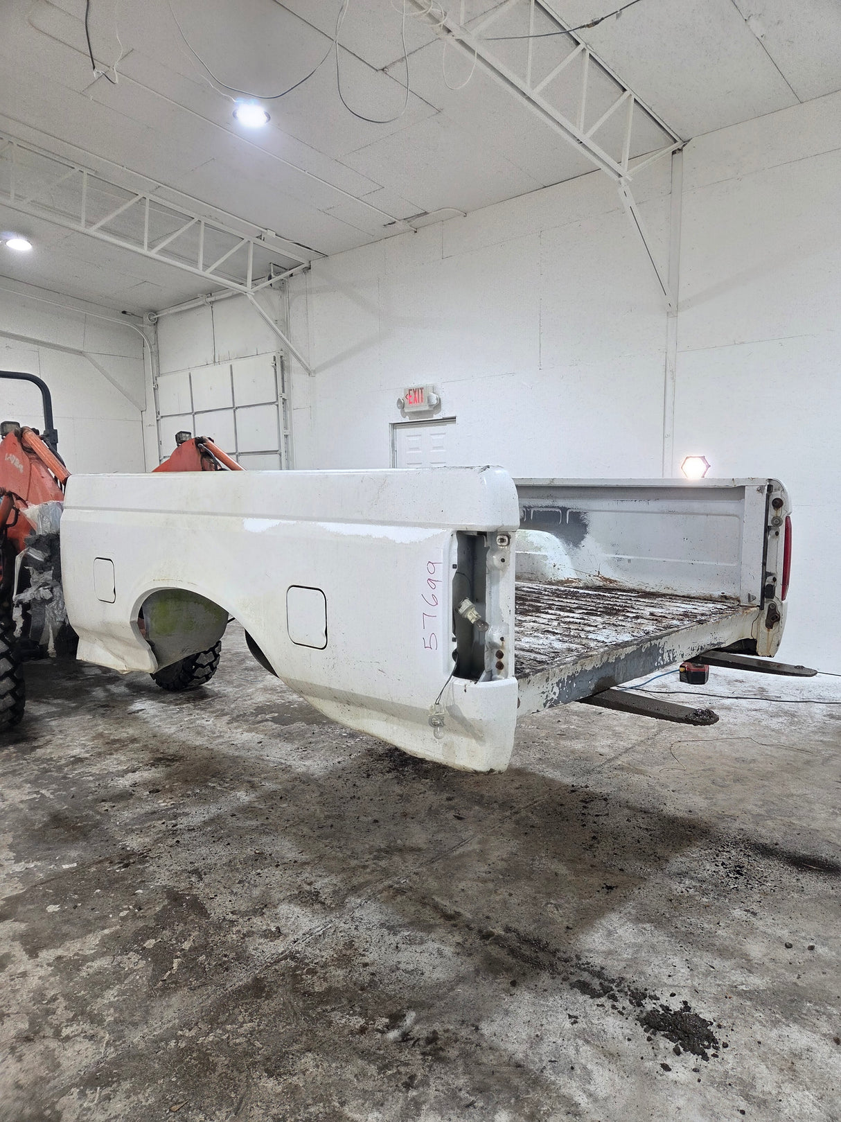 1987-1997 Ford F150 F250 F350 OBS 6' 9" Short Truck Bed