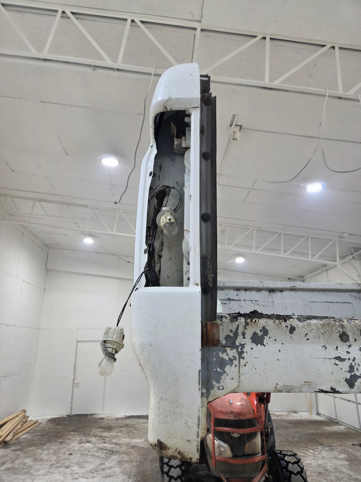 1987-1997 Ford F150 F250 F350 OBS 6' 9" Short Truck Bed