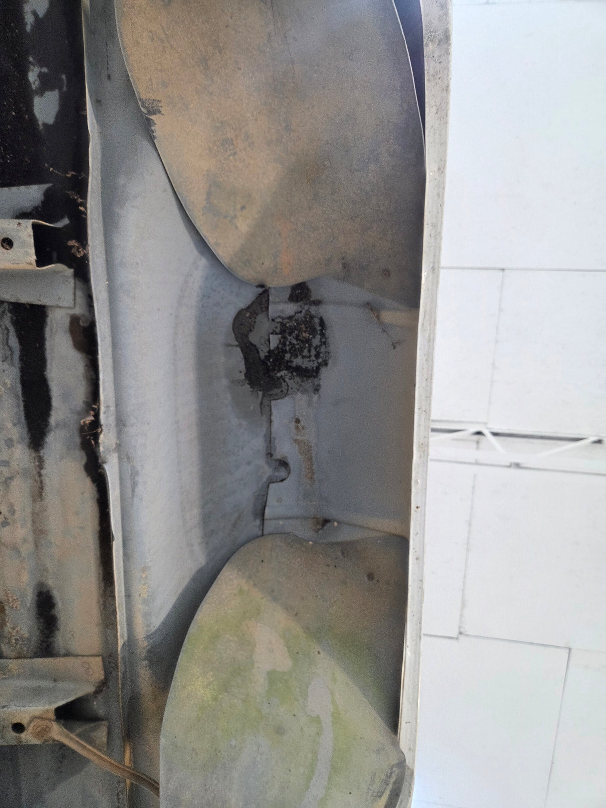 1987-1997 Ford F150 F250 F350 OBS 6' 9" Short Truck Bed