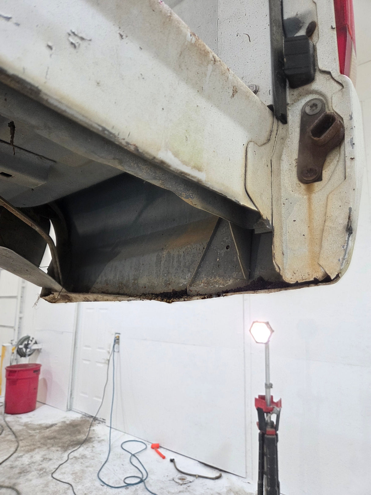 1987-1997 Ford F150 F250 F350 OBS 6' 9" Short Truck Bed