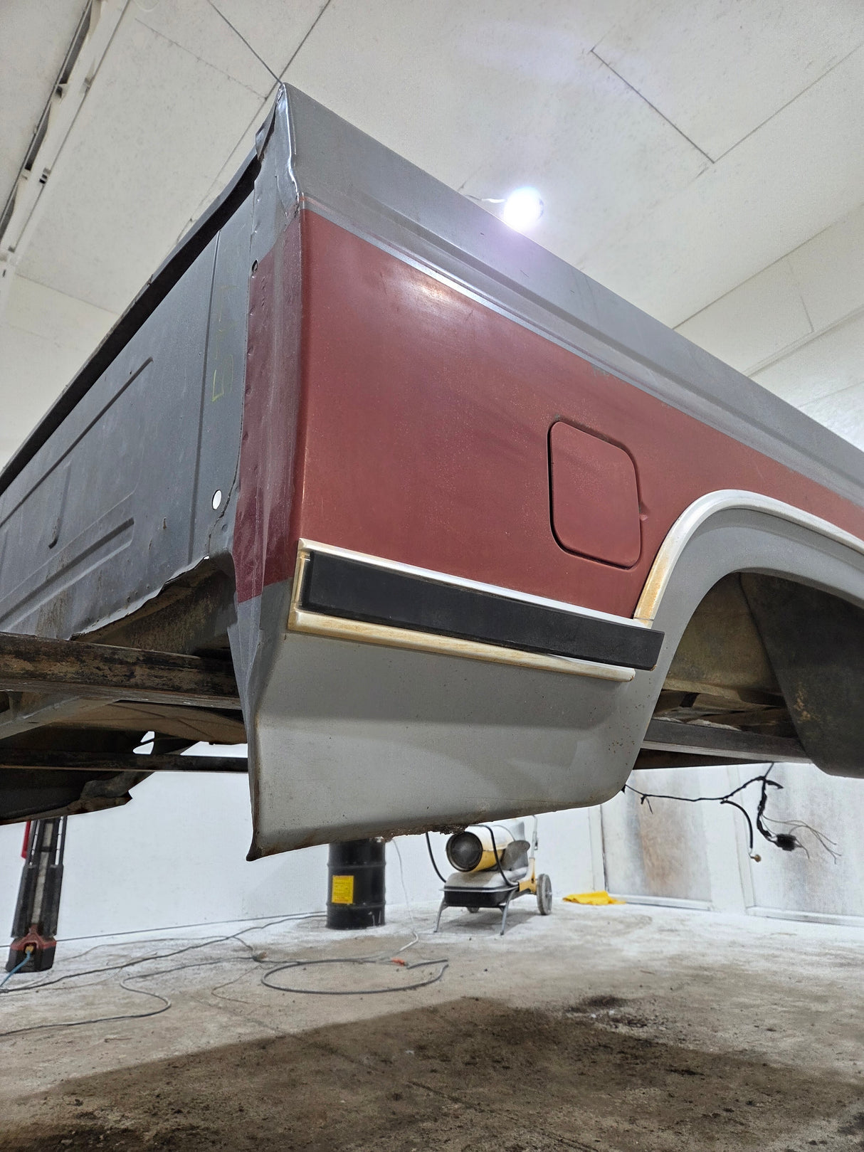 1980-1986 Ford F100 F150 F250 F350 6' 9" Short Bed