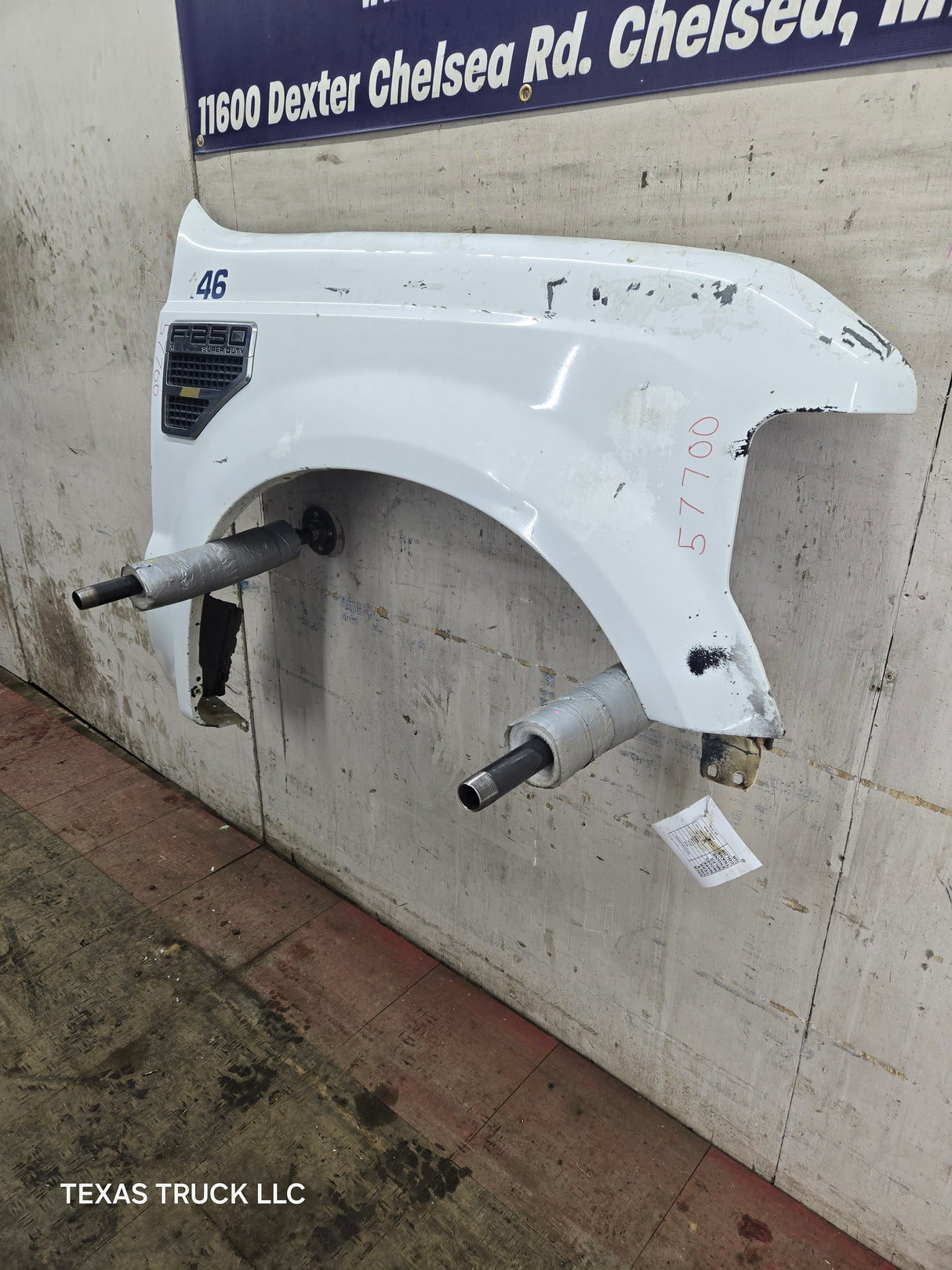 2008-2010 Ford Super Duty F250 F350 RH Passenger Side Fender - Oxford White