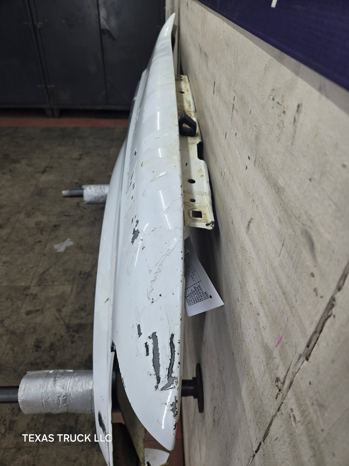 2008-2010 Ford Super Duty F250 F350 RH Passenger Side Fender - Oxford White