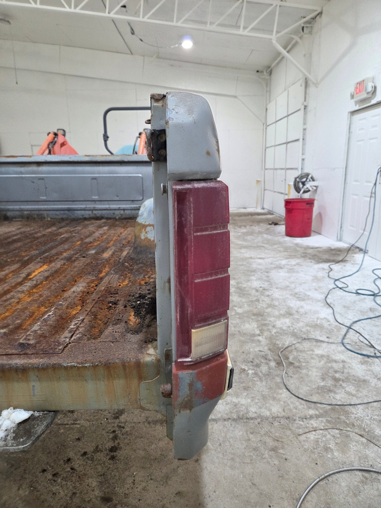 1980-1986 Ford F100 F150 F250 F350 6' 9" Short Bed