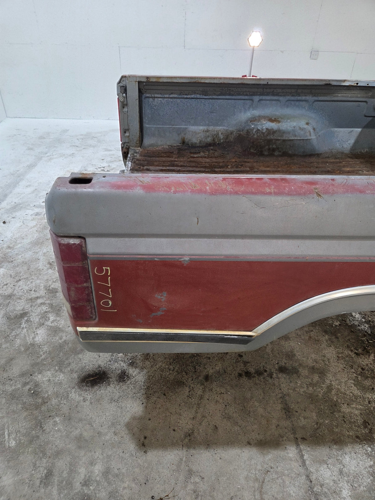 1980-1986 Ford F100 F150 F250 F350 6' 9" Short Bed