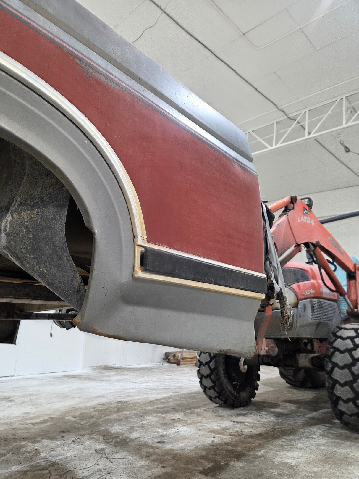 1980-1986 Ford F100 F150 F250 F350 6' 9" Short Bed