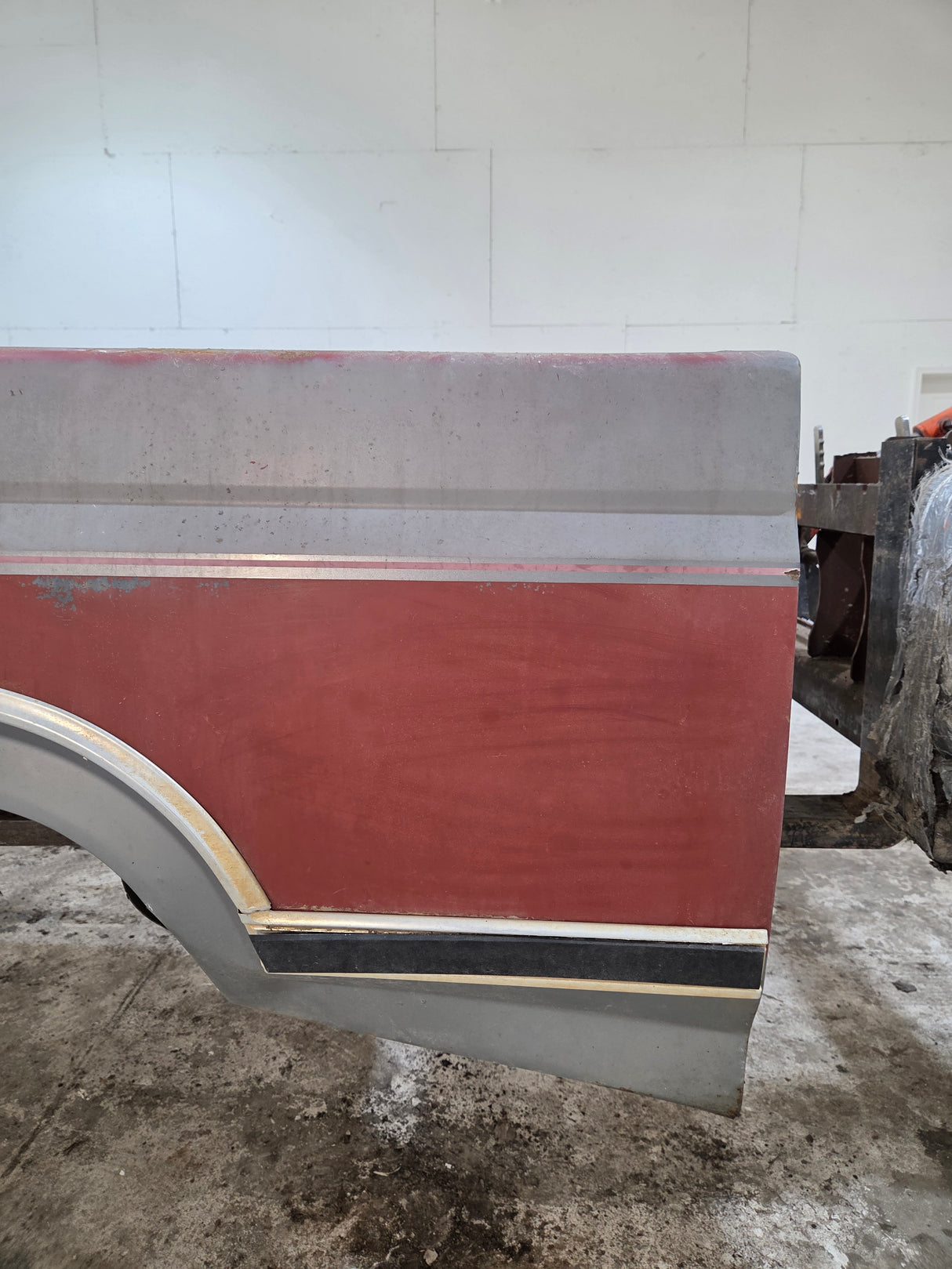 1980-1986 Ford F100 F150 F250 F350 6' 9" Short Bed