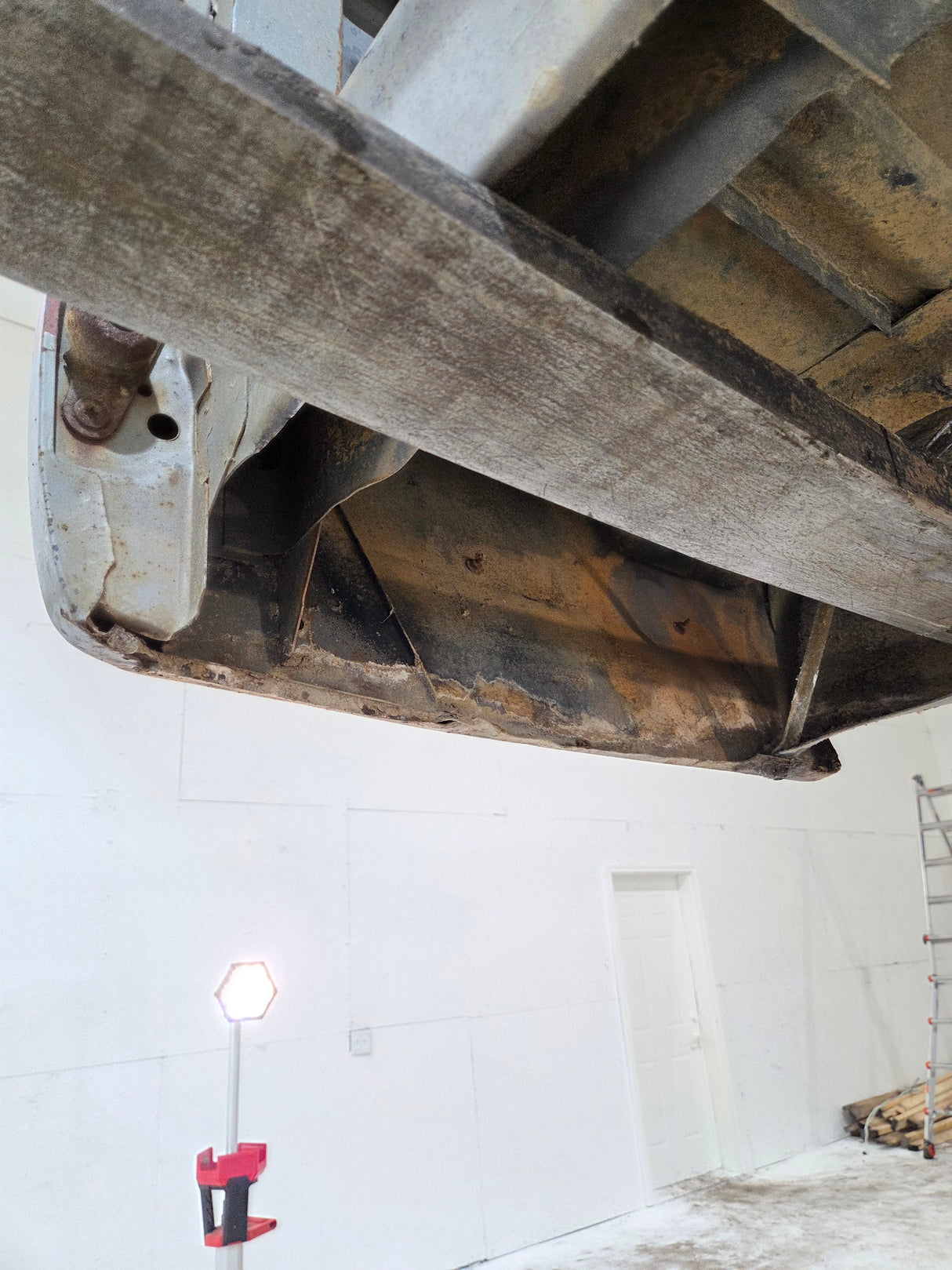 1980-1986 Ford F100 F150 F250 F350 6' 9" Short Bed