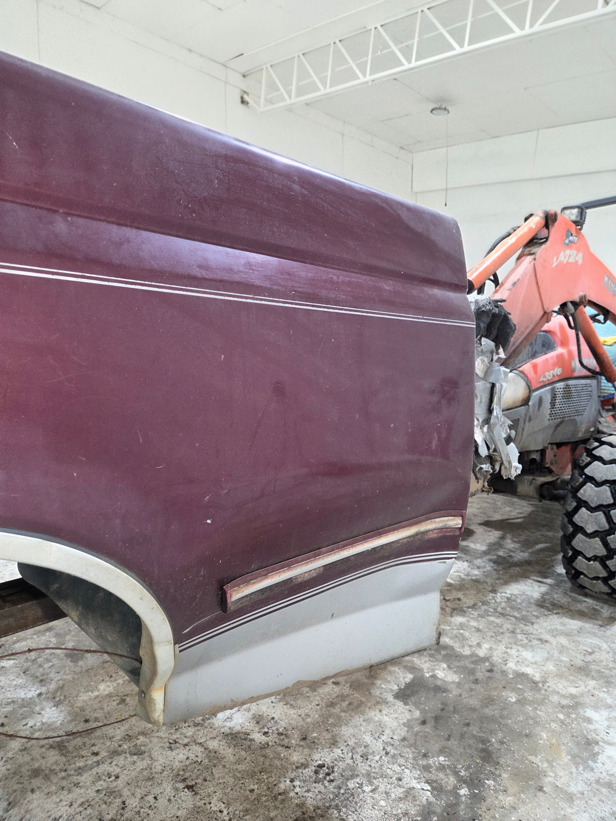 1987-1997 Ford F150 F250 F350 OBS 6' 9" Short Truck Bed