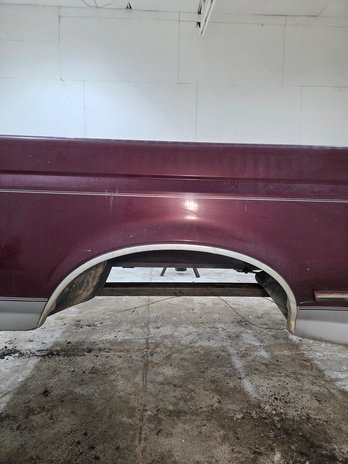 1987-1997 Ford F150 F250 F350 OBS 6' 9" Short Truck Bed