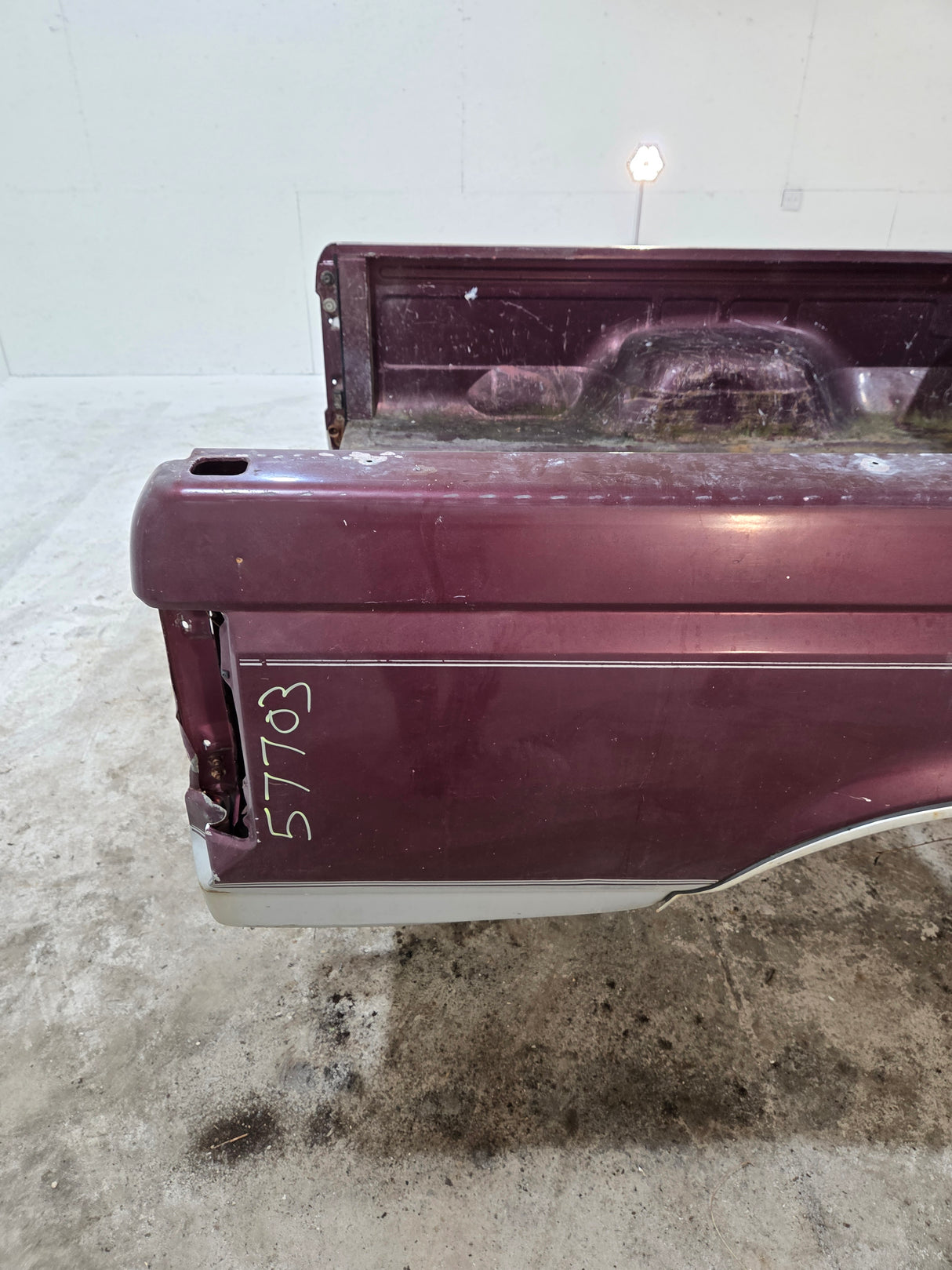 1987-1997 Ford F150 F250 F350 OBS 6' 9" Short Truck Bed