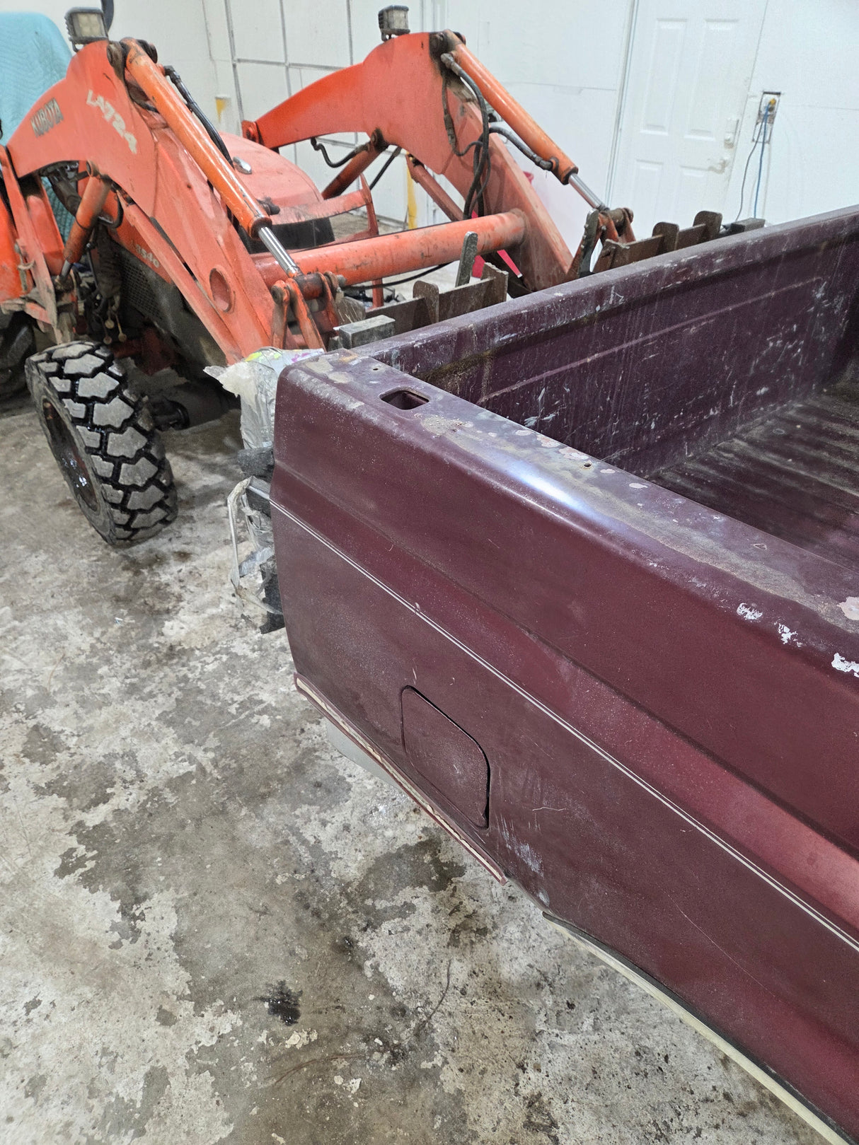 1987-1997 Ford F150 F250 F350 OBS 6' 9" Short Truck Bed