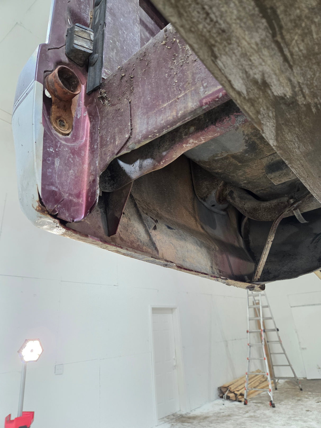 1987-1997 Ford F150 F250 F350 OBS 6' 9" Short Truck Bed