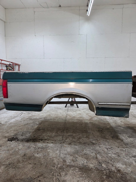 1987-1997 Ford F150 F250 F350 OBS 6' 9" Short Truck Bed