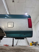 1987-1997 Ford F150 F250 F350 OBS 6' 9" Short Truck Bed