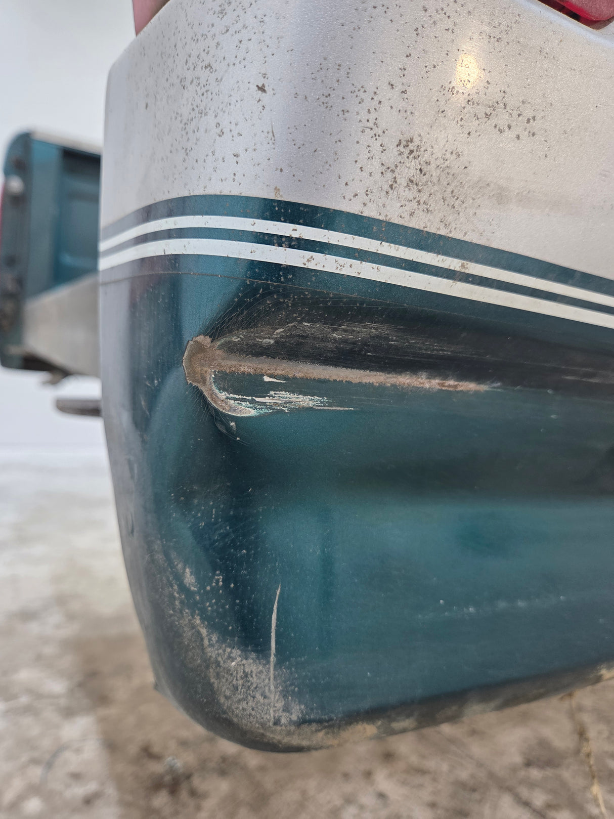 1987-1997 Ford F150 F250 F350 OBS 6' 9" Short Truck Bed