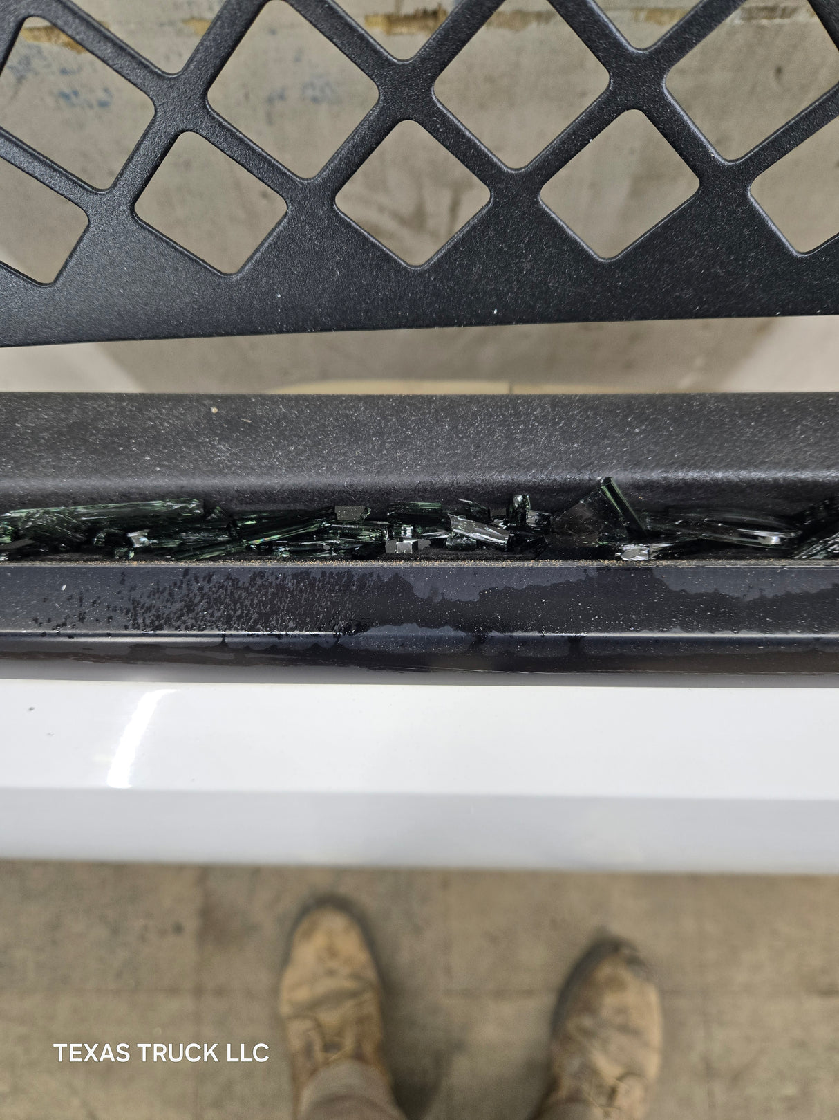 2007-2013 Chevrolet Silverado / GMC Sierra 1500 2500 3500 HD Crew Cab LH Driver Side Rear Door