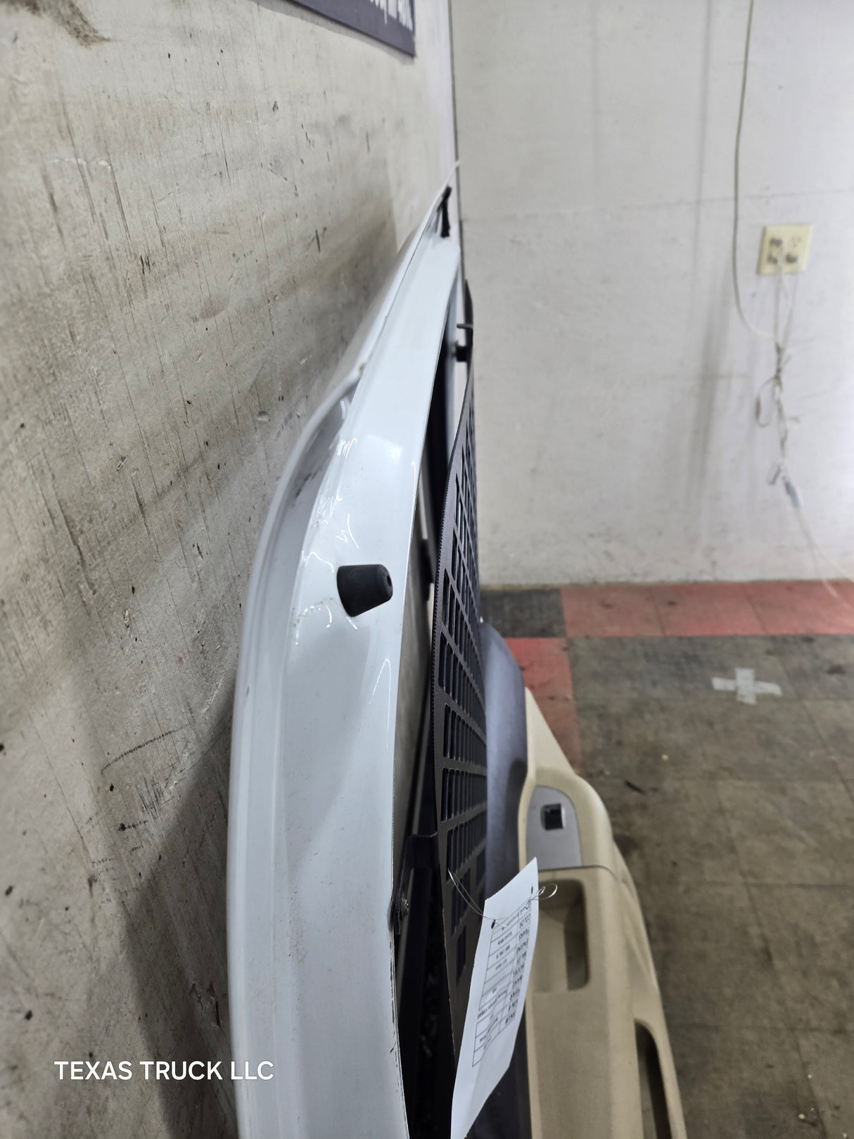 2007-2013 Chevrolet Silverado / GMC Sierra 1500 2500 3500 HD Crew Cab LH Driver Side Rear Door