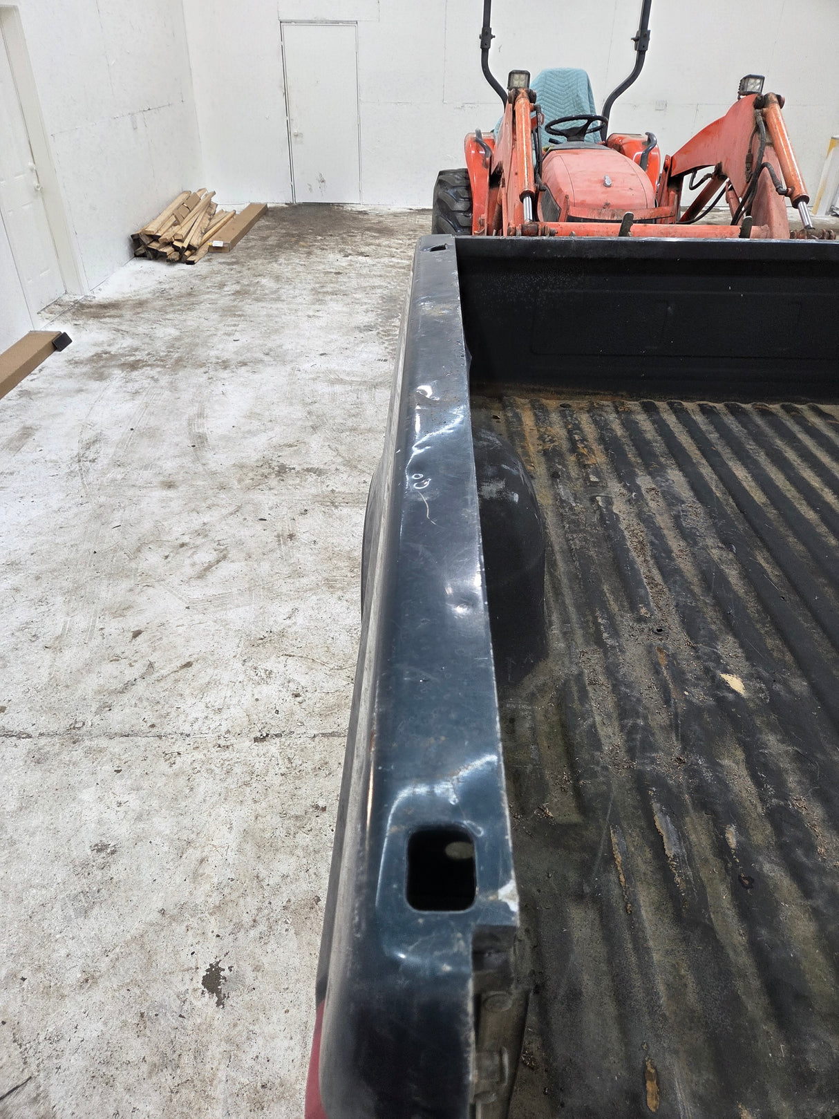 1987-1997 Ford F150 F250 F350 OBS 6' 9" Short Truck Bed