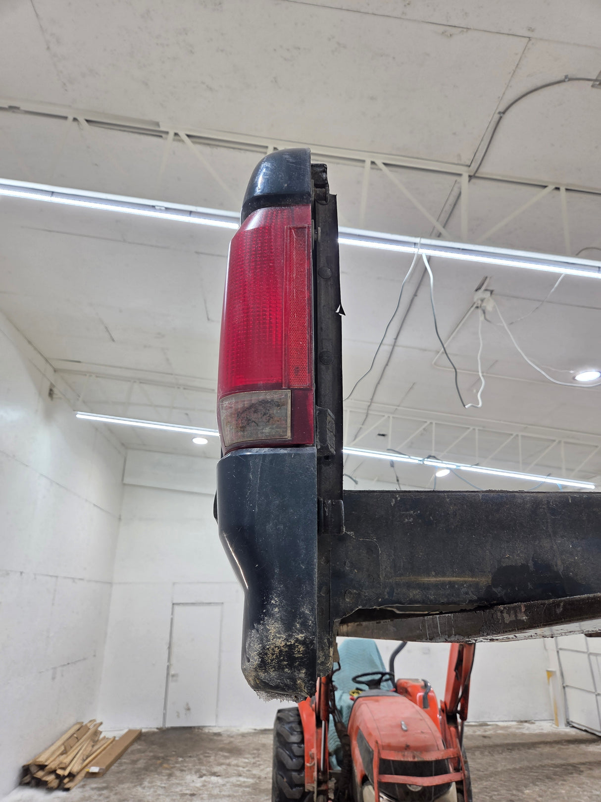 1987-1997 Ford F150 F250 F350 OBS 6' 9" Short Truck Bed