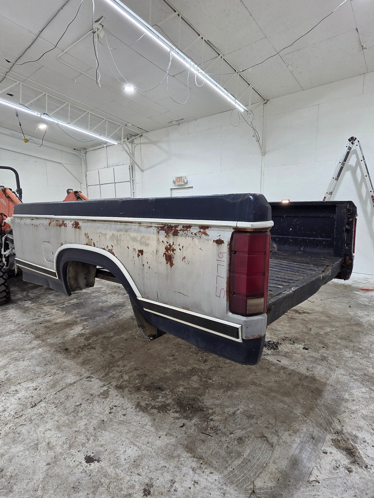 1980-1986 Ford F100 F150 F250 F350 8' Long Bed